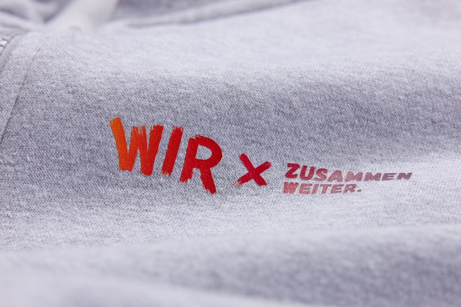 MKH Hoodie Detail Logo 3