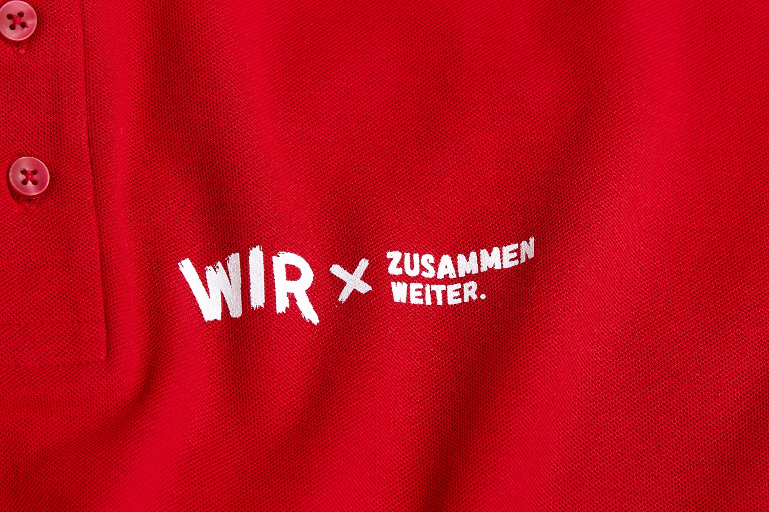 MKH Polo Damen Rot Detail Logo 1